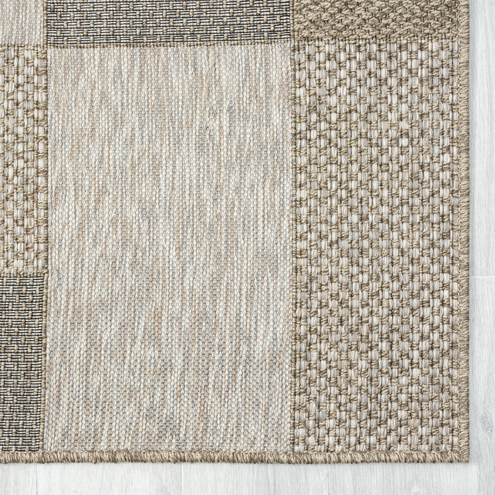 5' X 7' Gray Geometric Handmade Indoor Outdoor Area Rug-3