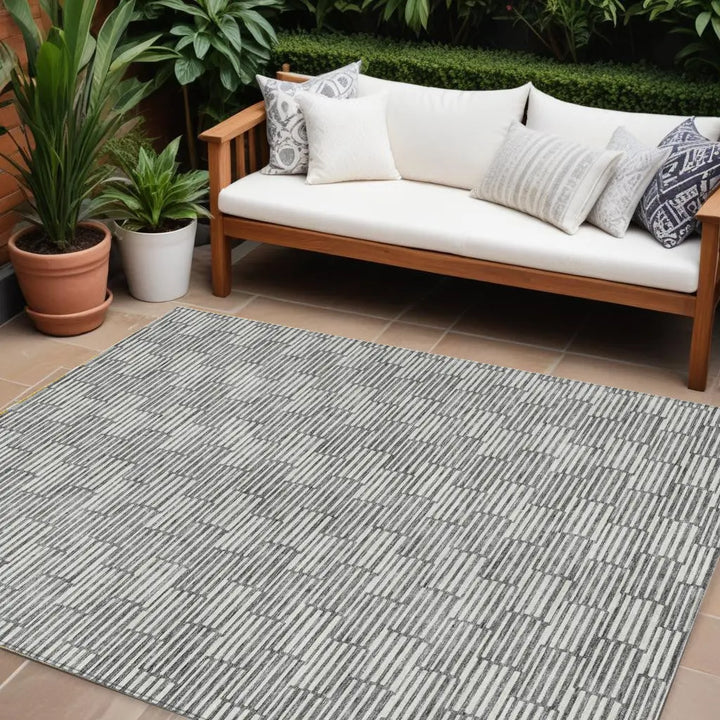 9' X 12' Gray And Ivory Geometric Washable Indoor Outdoor Area Rug-0