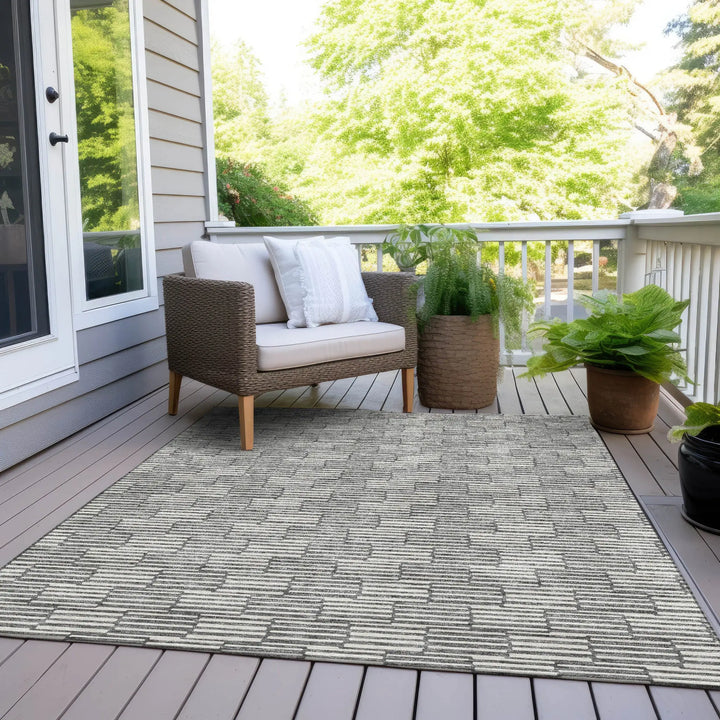 9' X 12' Gray And Ivory Geometric Washable Indoor Outdoor Area Rug-7