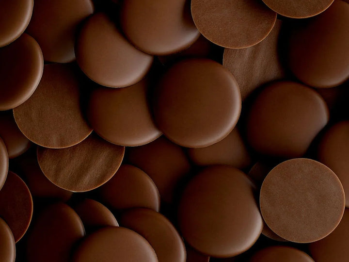Belcolade Lait Selection 34% Milk Couverture Chocolate Discs - 5KG - Canadian Distribution-2