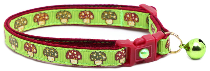 Woodland Mushrooms Breakaway Cat Collar Pugs2Persians