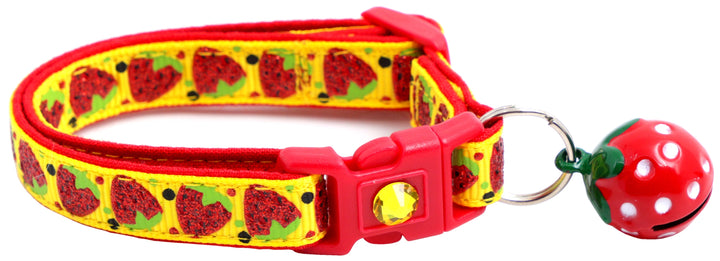 Strawberries Breakaway Cat Collar Pugs2Persians