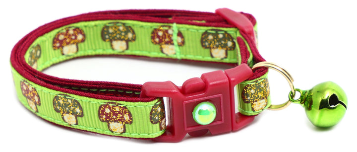 Woodland Mushrooms Breakaway Cat Collar Pugs2Persians