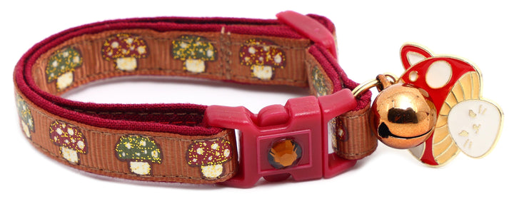 Woodland Mushrooms Breakaway Cat Collar Pugs2Persians