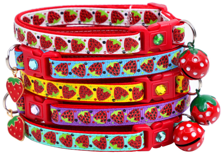Strawberries Breakaway Cat Collar Pugs2Persians