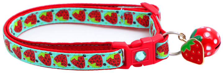 Strawberries Breakaway Cat Collar Pugs2Persians